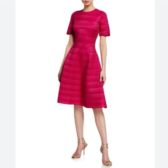 Oscar de la Renta Dresses & Skirts - NWOT Oscar de la Renta Dress